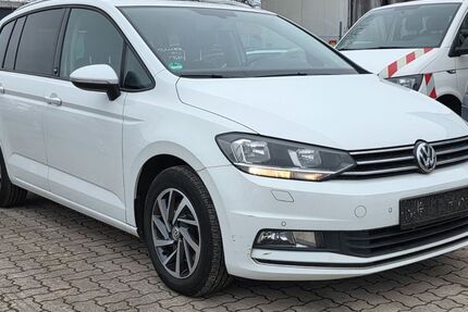 VW Touran 134.256 km 13.410 &euro; Garbsen 30827