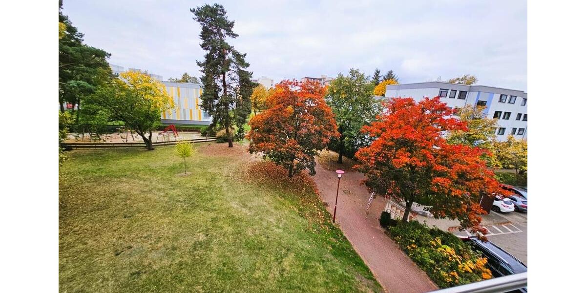 Helle, renovierte 3-Zi.-Wohnung mit Balkon im Altwarmbüchen 3 zimmer