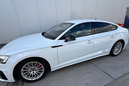 Audi A5 98.000 km 39.390 &euro; Burgwedel 30938