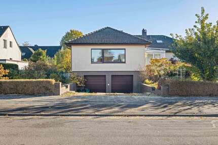 Haus zum Kaufen in Sarstedt 842.000 € 327.14 m² 9 zimmer