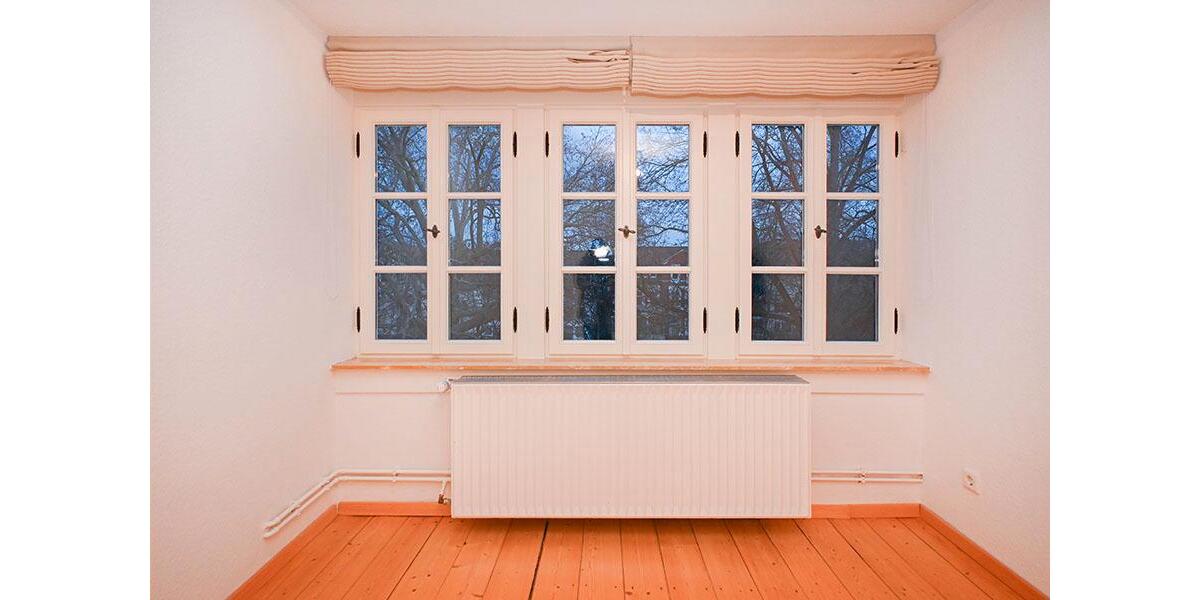 Einfamilienhaus Hildesheim - 11 Zimmer, 360 m&sup2;, 2.500&euro; | Angebot:25415382