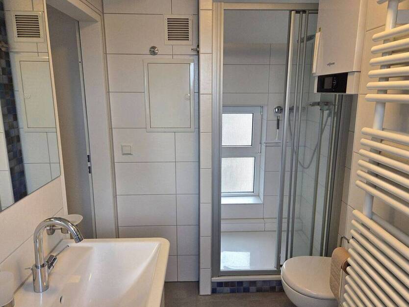 Attraktive 2,5-Zimmer-Wohnung mit großer Dachterrasse in der Südstadt!!
