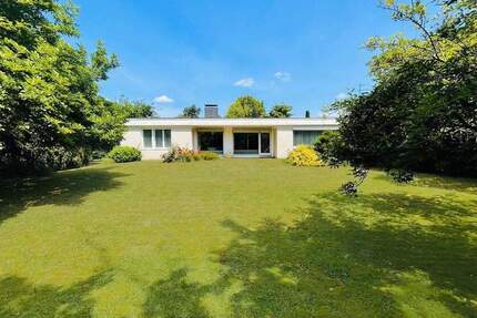 Hannover (Herrenhausen): Denkmal, wie es werden wird. 4 zimmer