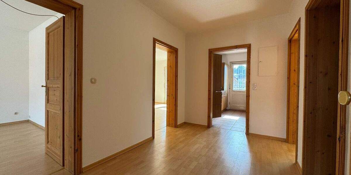 Etagenwohnung Barsinghausen - 4 Zimmer, 100 m&sup2;, 169.000&euro; | Angebot:25073383