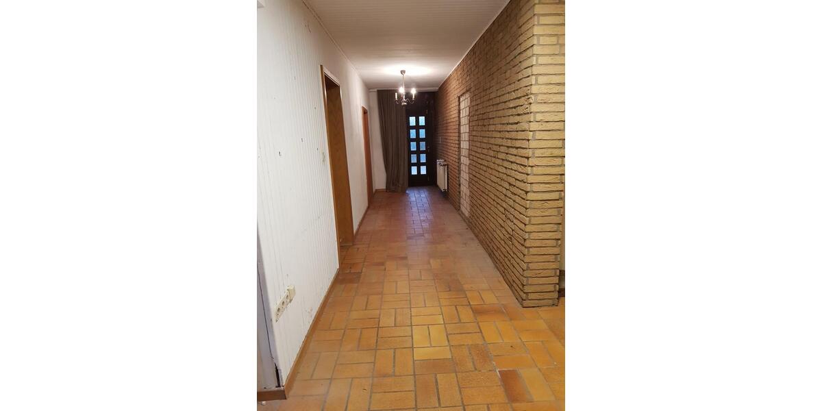 Einfamilienhaus Neustadt am Rübenberge - 12 Zimmer, 250 m&sup2;, 2.125&euro; | Angebot:24224642