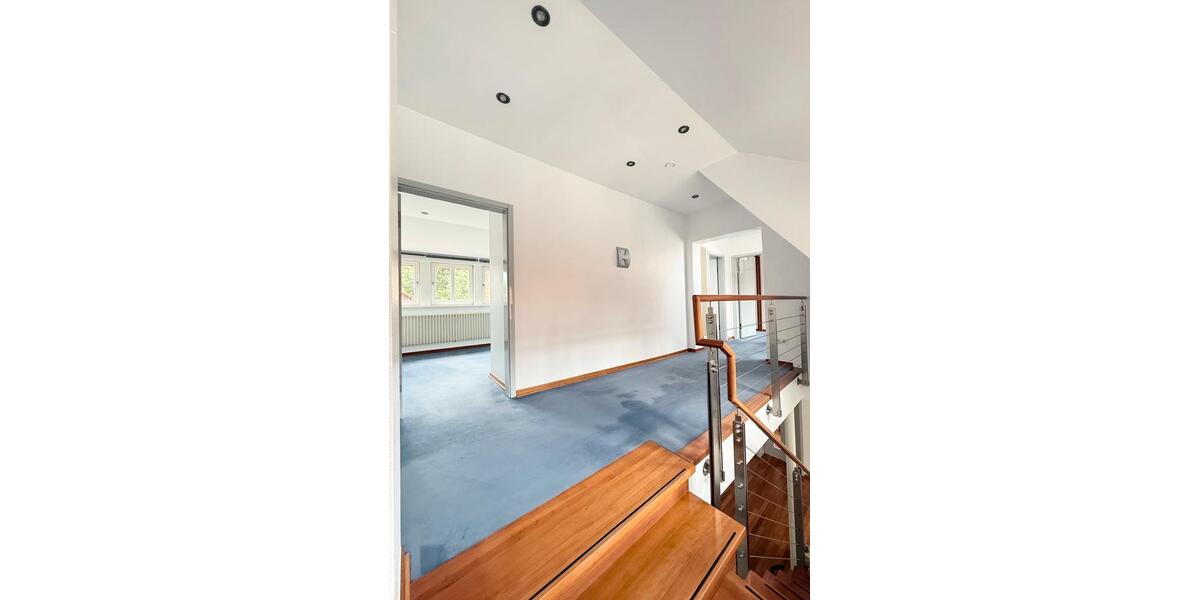 Doppelhaushälfte Wedemark - 8.5 Zimmer, 217 m&sup2;, 2.200&euro; | Angebot:27607795