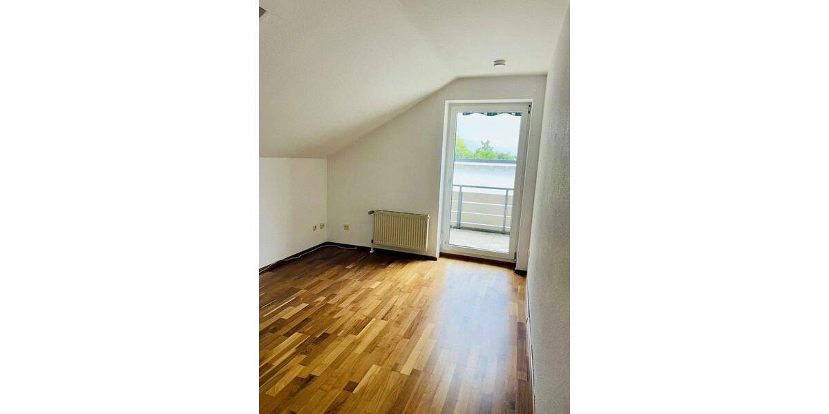 Etagenwohnung Neustadt am Rübenberge Neustadt - 4 Zimmer, 111 m&sup2;, 269.000&euro; | Angebot:23835710