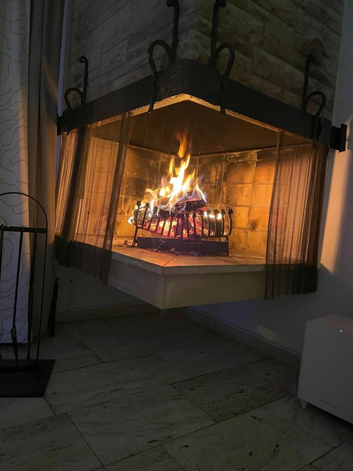 Großzügiges Architektenhaus mit 1-2 Wohneinheiten zimmer