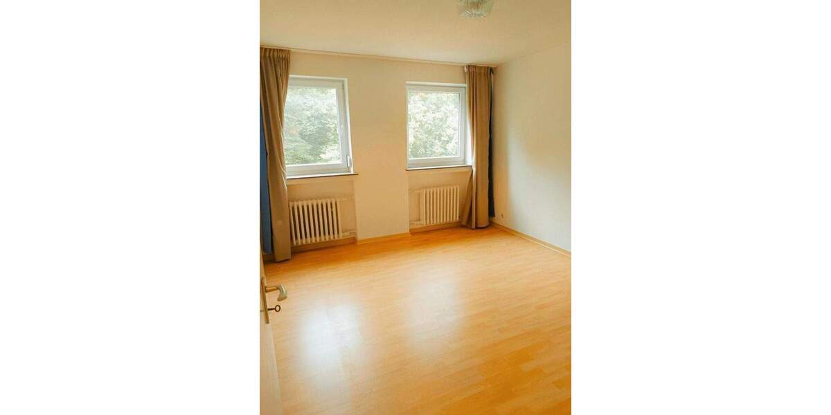 Helle 5 Zimmer Eigentumswohnung mit Balkon in ruhiger Lage der Nordstadt 5 zimmer