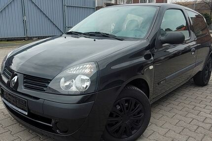 Renault Clio 99.800 km 2.490 &euro; Hannover 30455