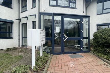 Moderne Gewerbefläche -154qm-Büro-Wedemark-Bissendorf mit Küche, Abstellraum und Kfz-Stellplätze zimmer