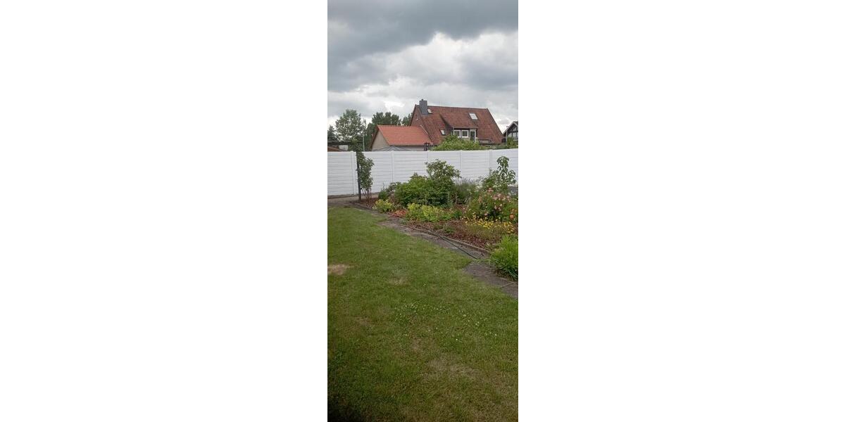 Sonnige Doppelhaus Hälfte Nähe MHH 3 zimmer