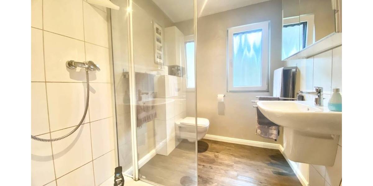 Mehrfamilienhaus, Wohnhaus Langenhagen / Engelbostel Engelbostel - 8 Zimmer, 215 m&sup2;, 525.000&euro; | Angebot:25677431