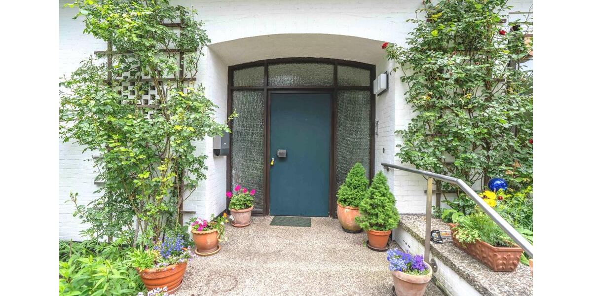Einfamilienhaus Langenhagen - 11 Zimmer, 357 m&sup2;, 790.000&euro; | Angebot:26711161