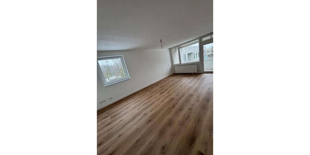 Etagenwohnung Hemmingen - 3.5 Zimmer, 85 m&sup2;, 1.275&euro; | Angebot:24864726