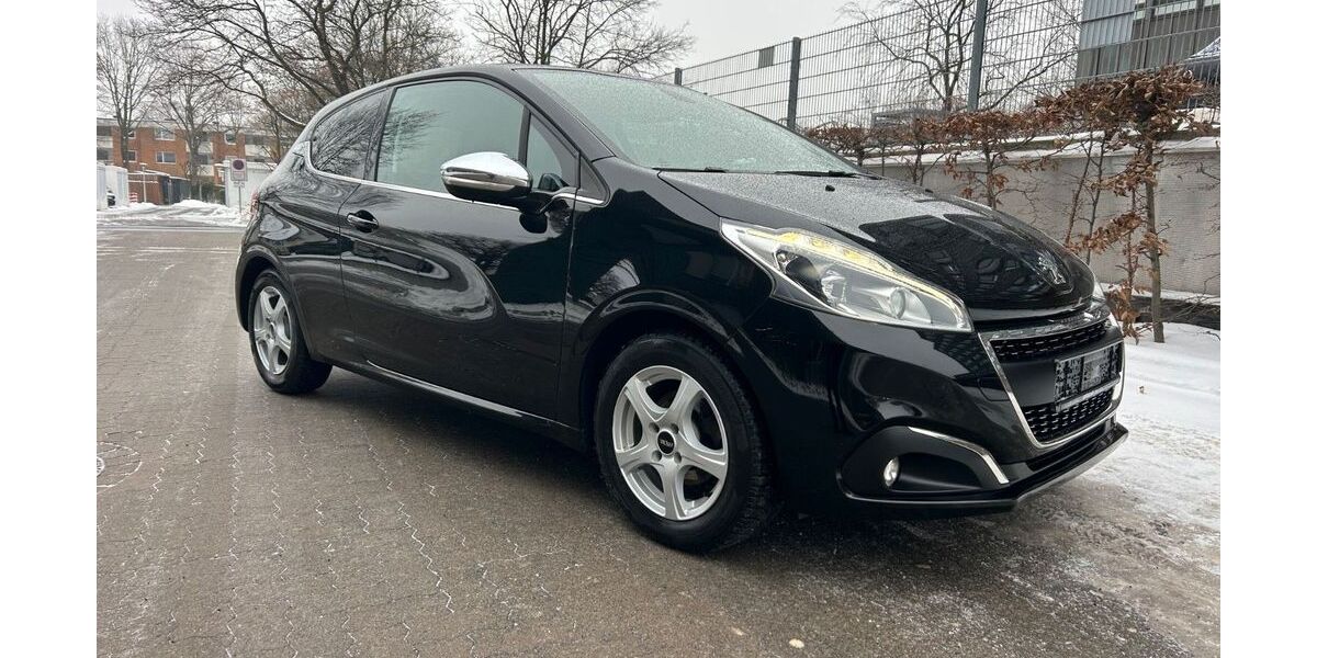 Peugeot 208 111.000 km 6.099 &euro; Hannover 30179