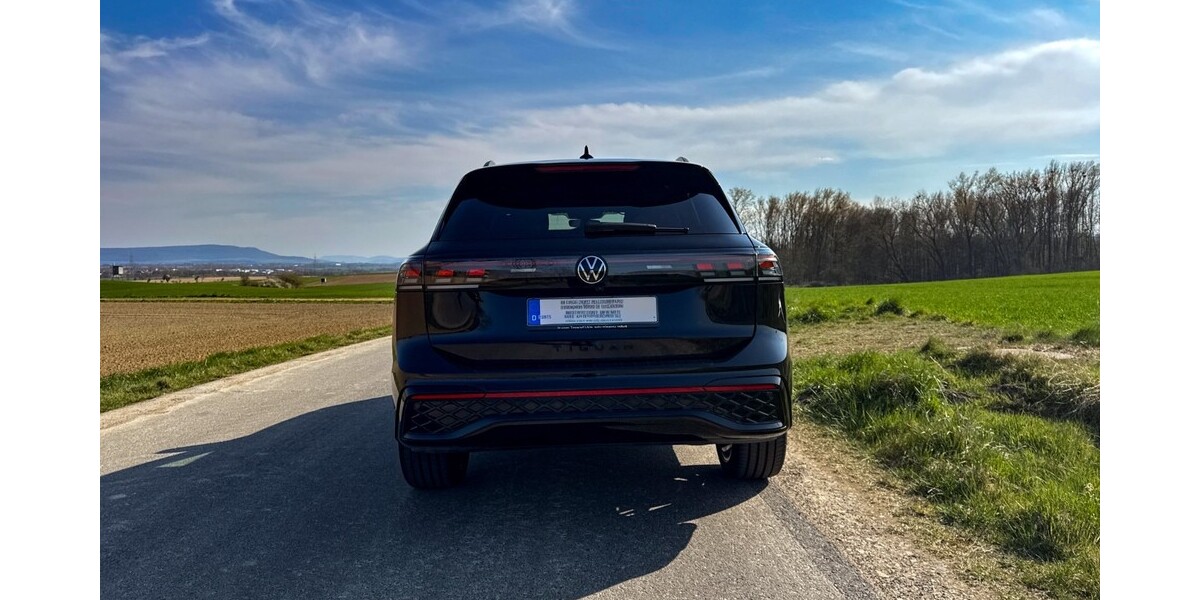 VW Tiguan 14.800 km 53.850 &euro; Elze 31008