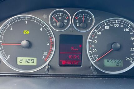 Seat Alhambra 169.659 km 2.000 &euro; Hildesheim 31135