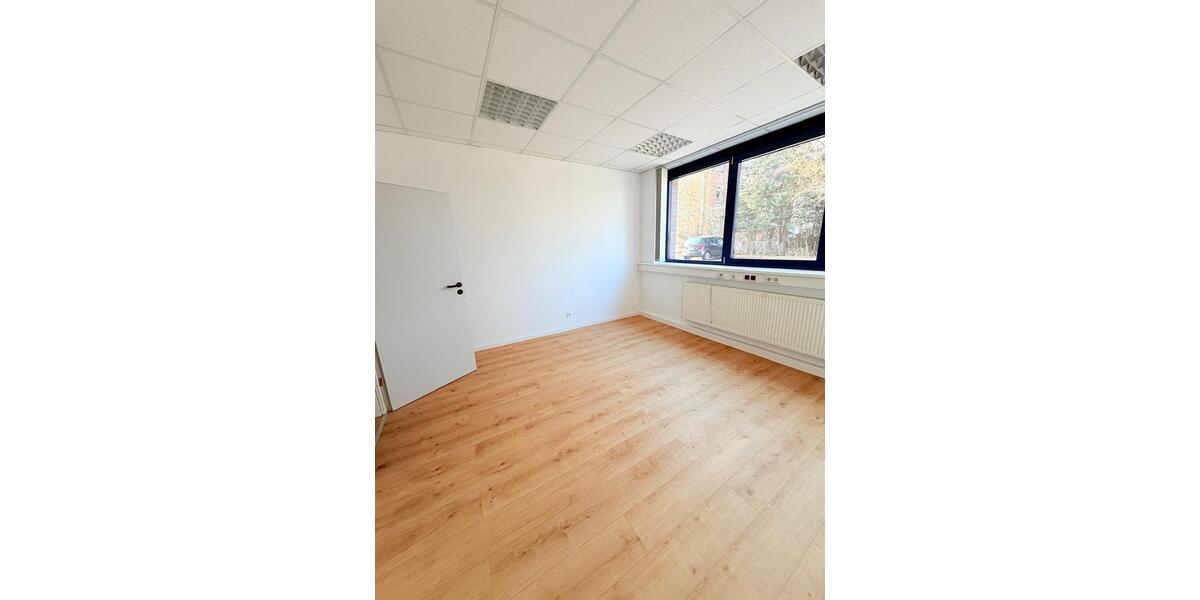 Gewerbeobjekt Langenhagen - 5.400&euro; | Angebot:24611657