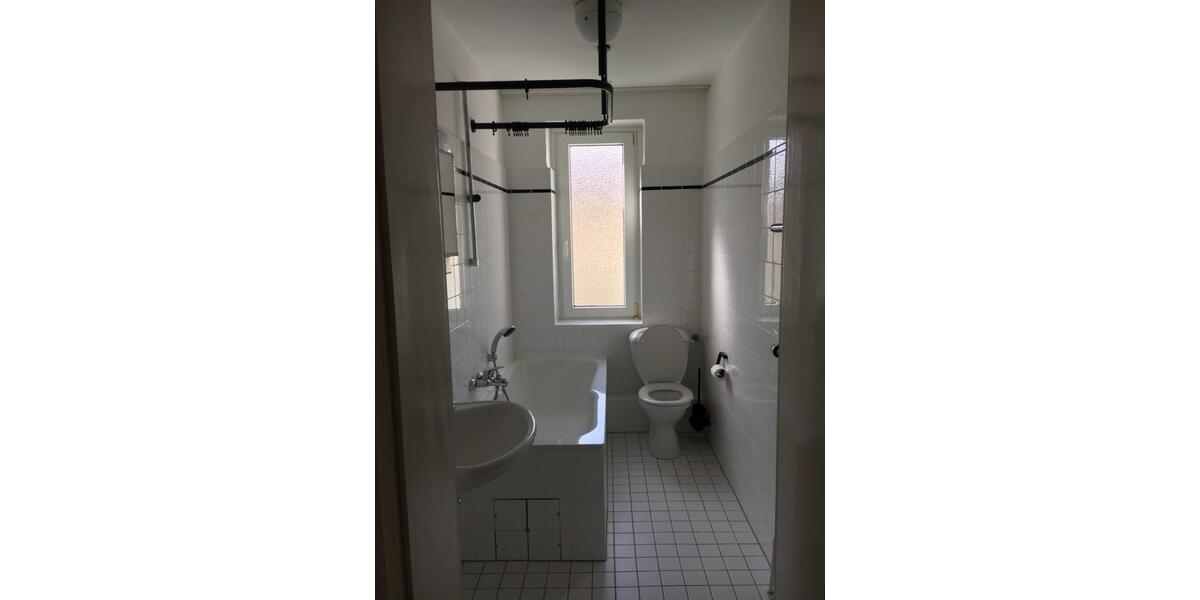Etagenwohnung Hannover Ricklingen - 2 Zimmer, 67 m&sup2;, 810&euro; | Angebot:27596521