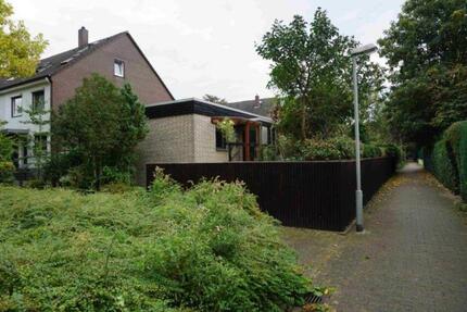 Bungalow - Haus, mit Garten in Hannover Wettbergen zu vermieten 3 zimmer
