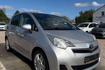 Toyota Verso-S 66.000 km 9.499 &euro; Hannover 30163