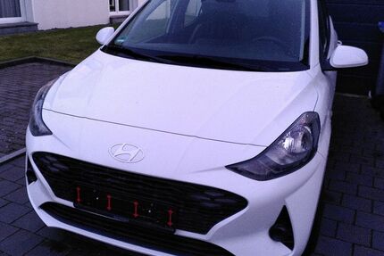 Hyundai i10 16.245 km 12.400 &euro; Hannover 30457