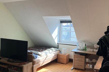 Wohnung Hannover Mitte - 4 Zimmer, 22 m&sup2;, 390&euro; | Angebot:25722211