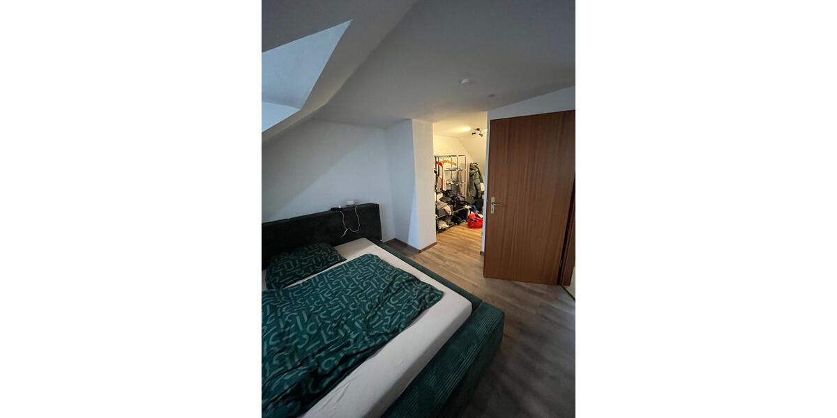 Dachgeschoßwohnung Hannover Linden-Limmer - 2 Zimmer, 55 m&sup2;, 701&euro; | Angebot:26227916