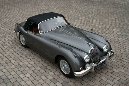 Jaguar XK