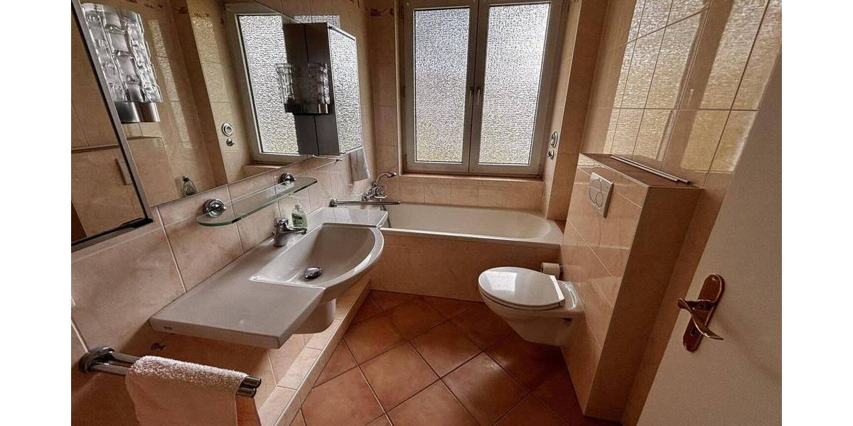 Etagenwohnung Hannover Döhren - 3 Zimmer, 91 m&sup2;, 248.000&euro; | Angebot:26218642