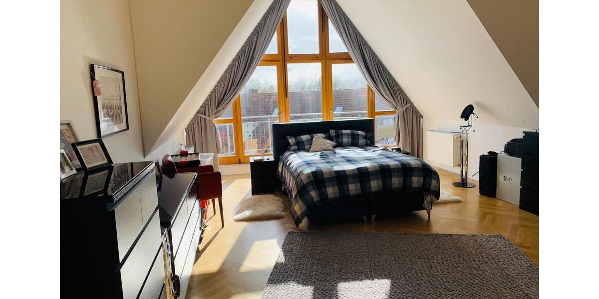 Maisonettenwohnung Hannover Döhren-Wülfel - 4 Zimmer, 220 m&sup2;, 2.800&euro; | Angebot:25590470