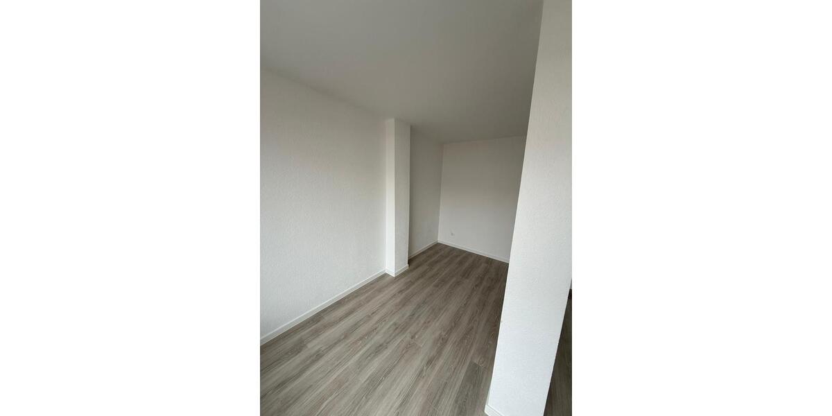 Etagenwohnung Hemmingen - 3 Zimmer, 65 m&sup2;, 780&euro; | Angebot:25057235