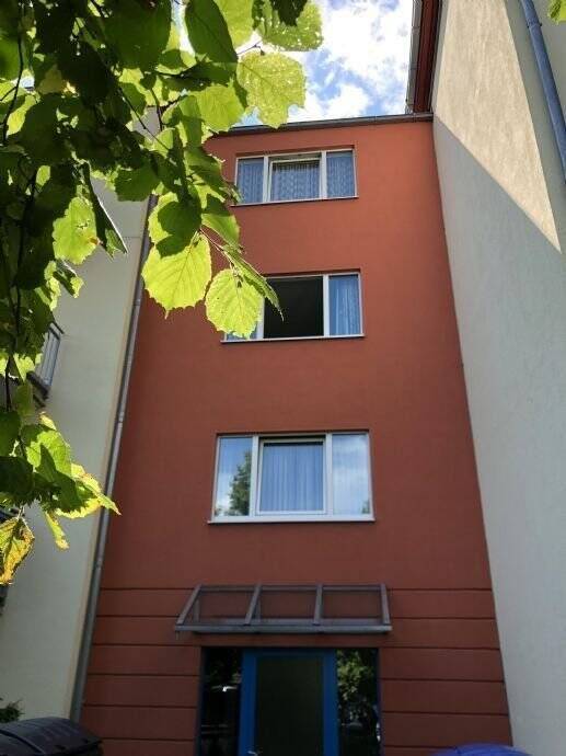 1-Zimmer SeniorenWohnung mit sonnigem Balkon