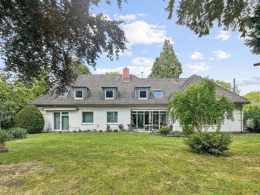 Haus zum Kaufen in Hannover 990.000 € 270 m²