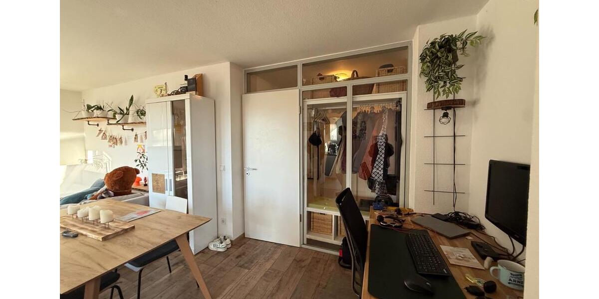 Dachgeschoßwohnung Hannover Ahlem-Badenstedt-Davenstedt - 2 Zimmer, 66 m&sup2;, 785&euro; | Angebot:25283089