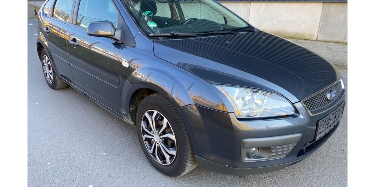Ford Focus 165.000 km 2.600 &euro; Laatzen 30880