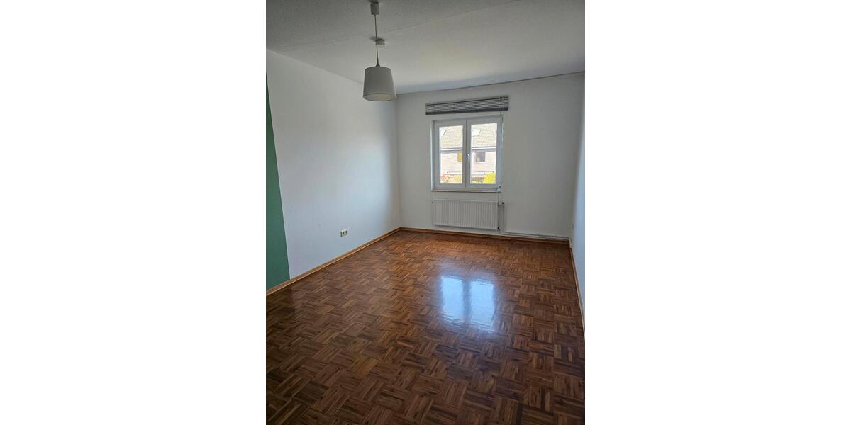 Reihenhaus Ronnenberg - 5 Zimmer, 135 m&sup2;, 405.000&euro; | Angebot:26116182