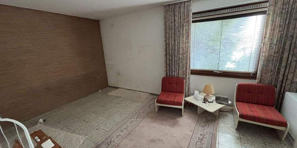 Einfamilienhaus Ronnenberg Weetzen - 7 Zimmer, 216 m&sup2;, 249.000&euro; | Angebot:25733409