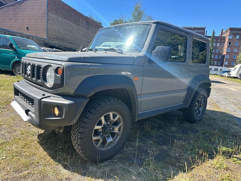 Suzuki Jimny 181.000 km 19.999 € Hannover OT Ricklingen 30459