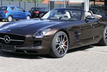 Mercedes-Benz SLS AMG 14.500 km 359.000 € Adelheidsdorf 29352