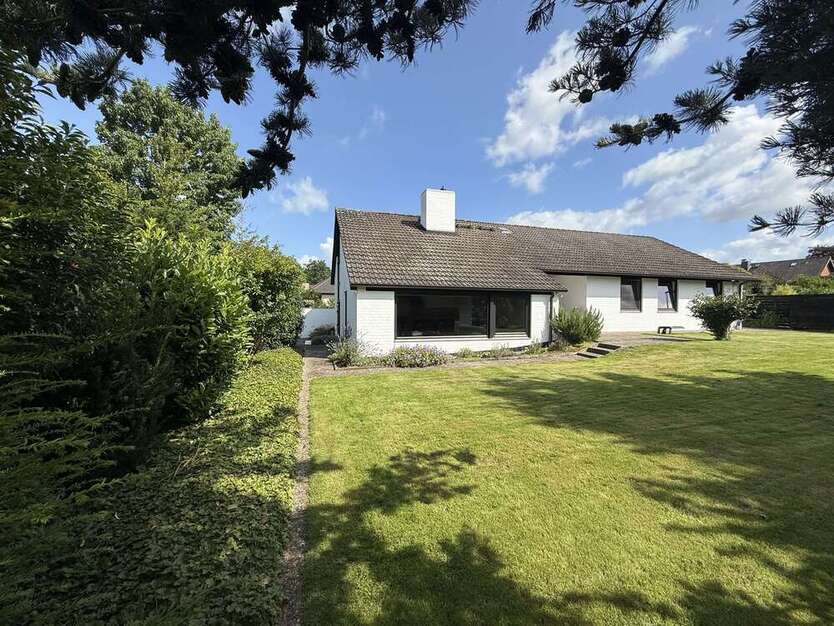Haus zum Kaufen in Isernhagen 750.000 € 160 m²
