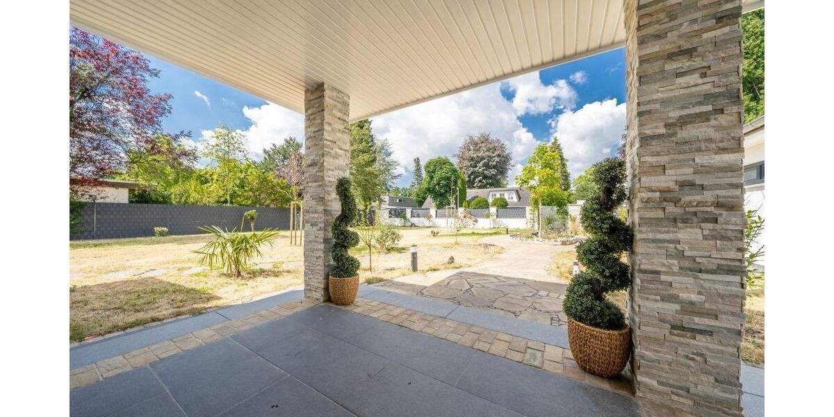 Einfamilienhaus Hannover / Isernhagen-Süd Isernhagen-Süd - 6 Zimmer, 242 m&sup2;, 2.050.000&euro; | Angebot:25731240