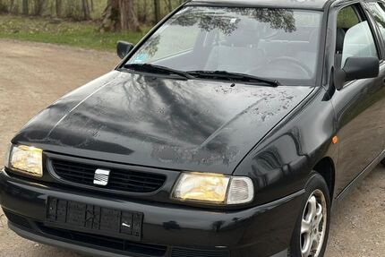 Seat Ibiza 120.000 km 749 &euro; Lauenau 31867