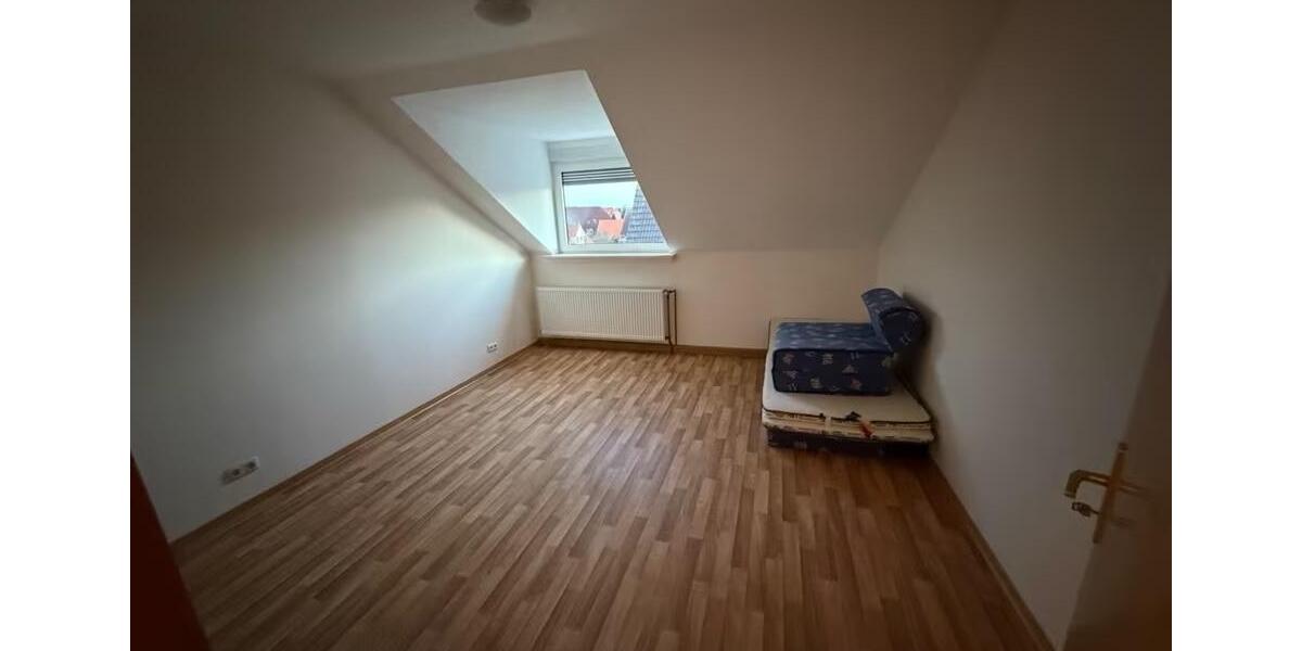 Dachgeschoßwohnung Neustadt am Rübenberge - 4 Zimmer, 96 m&sup2;, 154.700&euro; | Angebot:26101965