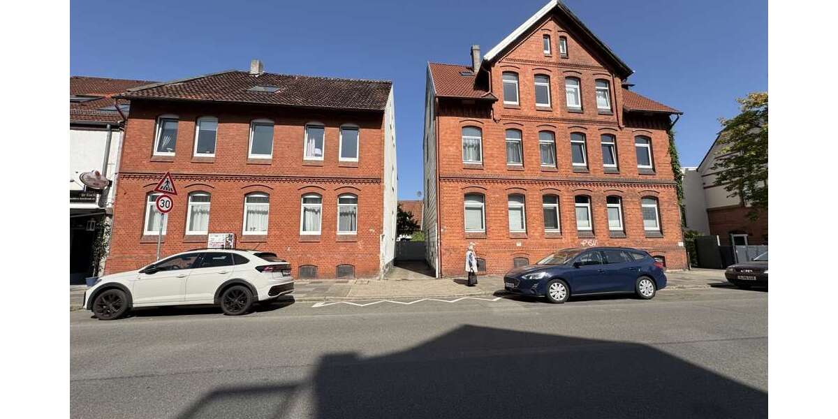 Einfamilienhaus Hannover Buchholz-Kleefeld - 16 Zimmer, 449 m&sup2;, 1.100.000&euro; | Angebot:25136666