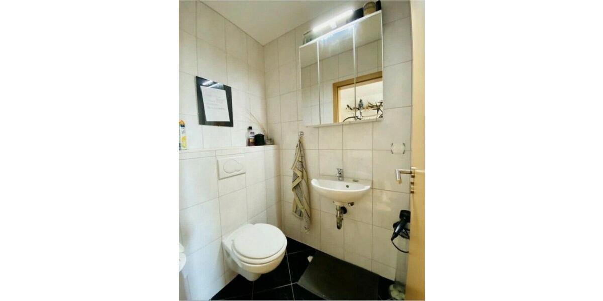 Etagenwohnung Hannover Herrenhausen-Stöcken - 3.5 Zimmer, 100 m&sup2;, 1.000&euro; | Angebot:26634947
