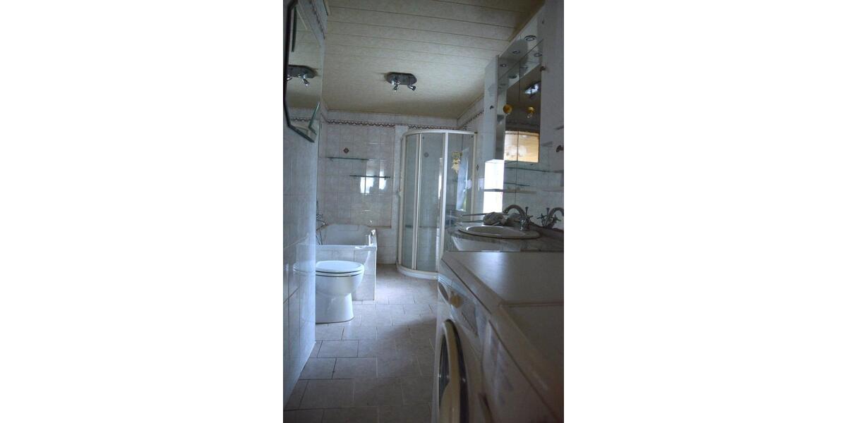 Einfamilienhaus Langenhagen Brink - 9 Zimmer, 270 m&sup2;, 560.000&euro; | Angebot:24362754