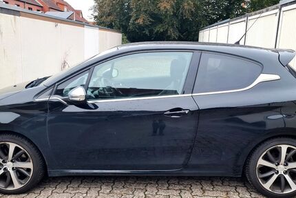 Peugeot 208 81.280 km 5.100 &euro; Laatzen 30880