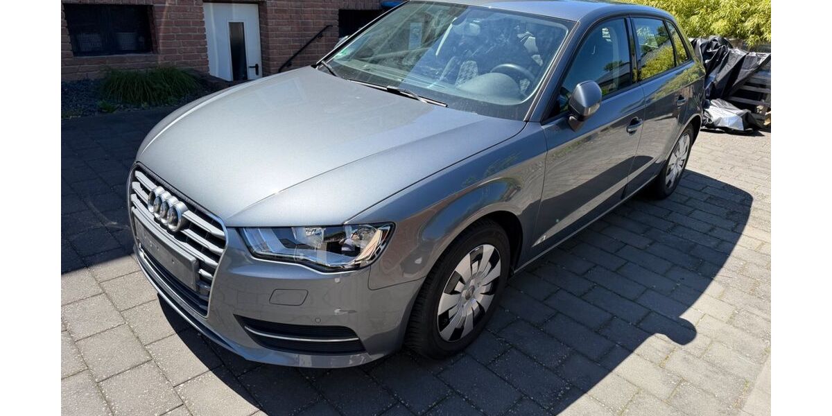 Audi A3 128.159 km 12.000 &euro; Lehrte 31275